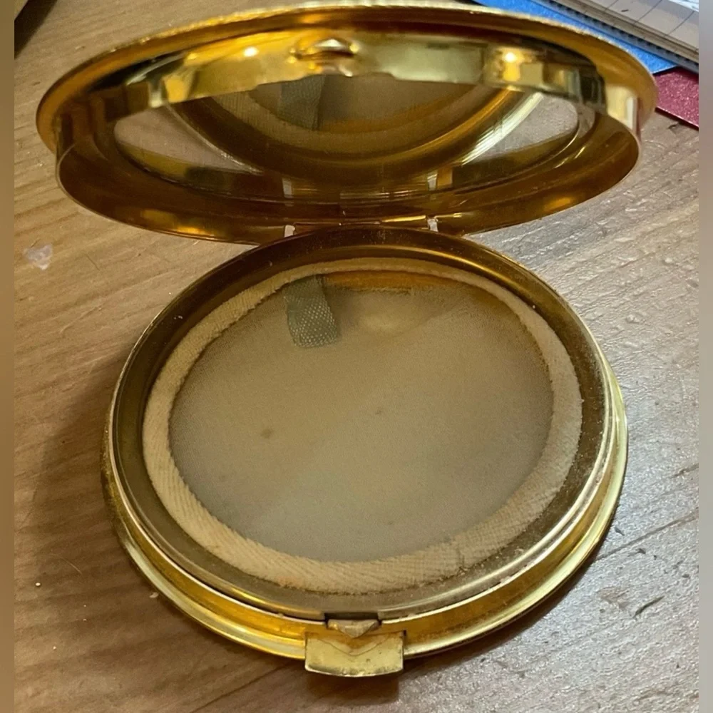 Compact Vintage make up Mirror: Needle work floral embroidered on front .